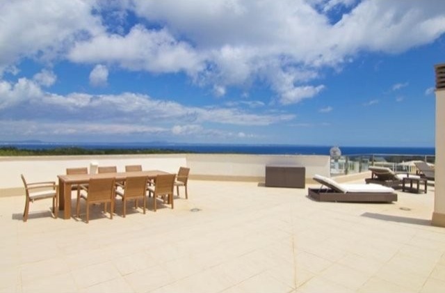 New Luxury Penthouse In A Luxurious..