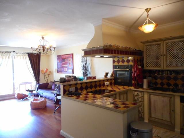 Two bed in secured Fabron residence - 2