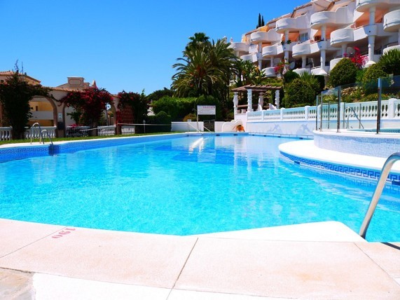 APARTMENT FOR SALE IN CALAHONDA - 2