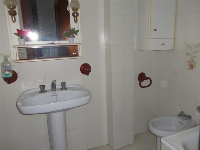 Town House - Fantastic corner townhouse.. - 2
