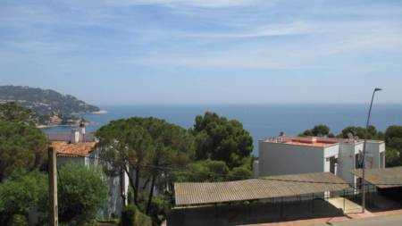 APARTMENT WITH FANTASTIC SEAVIEW IN THE..