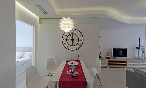 A 2 BED GARDEN APARTMENT CLOSE TO BEACH - 2
