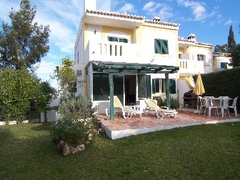 APARTMENT FOR SALE IN CARVOEIRO