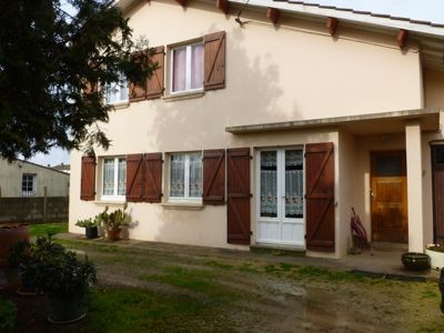 Detached House With Garage