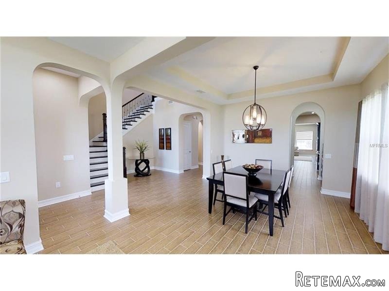 5 bedroom Property For Sale: 17724.. - 2