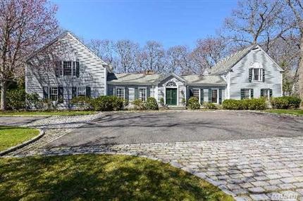 14 Matinecock Farms Rd Glen Cove, NY..