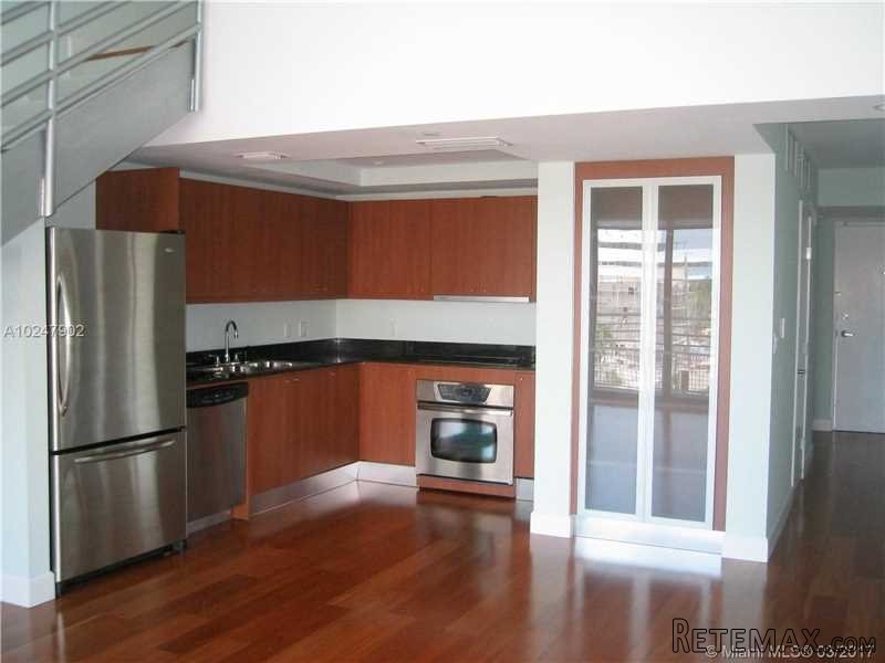 2 bedroom Flat For Sale: 245 Michigan.. - 2
