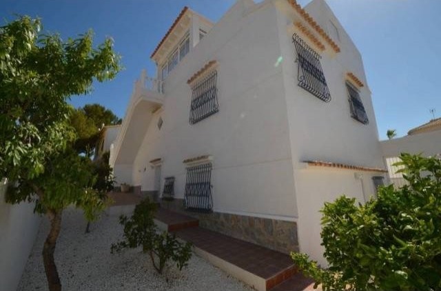 VILLA with SELF CONTAINED APARTMENT - 2