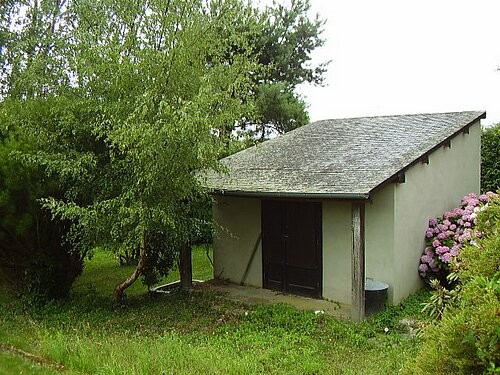 Building Land, walking distance within.. - 2