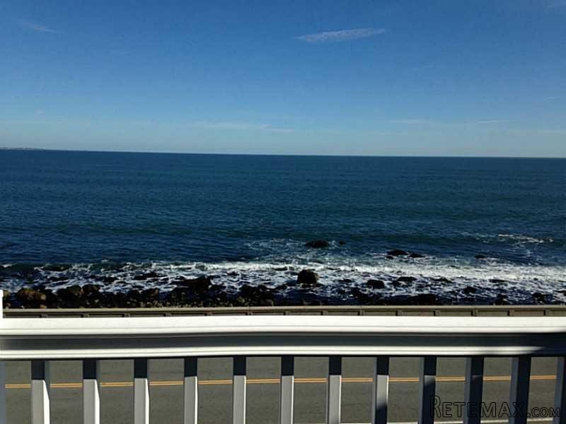 2 bedroom Flat For Sale: Rhode Island..