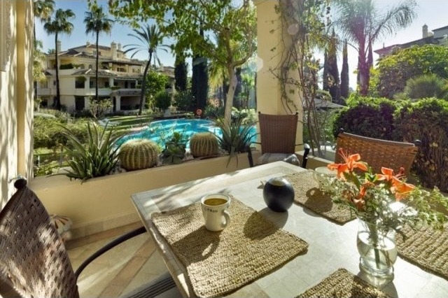 Stunning Quality 3 Bedroom Apartment in..