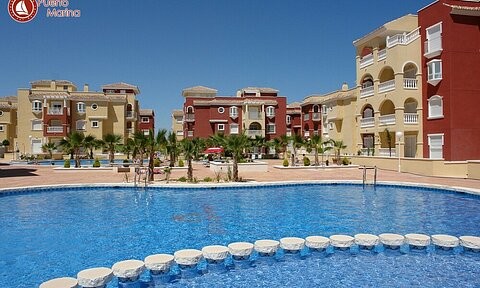 3 Bed Luxurious Garden Apartment..