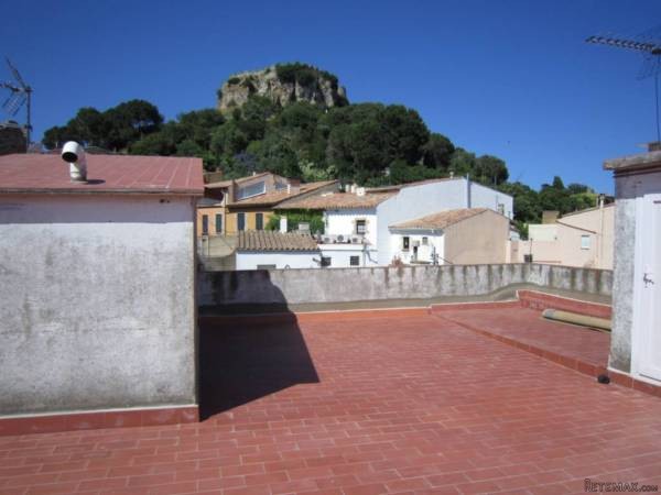 APARTMENT IN BEGUR - 2