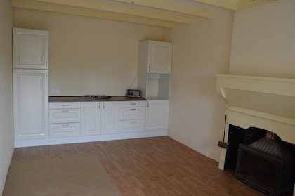 Renovated house with a beautiful garden - 2