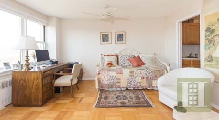 1 bedroom Apartment For Sale: 4555.. - 2