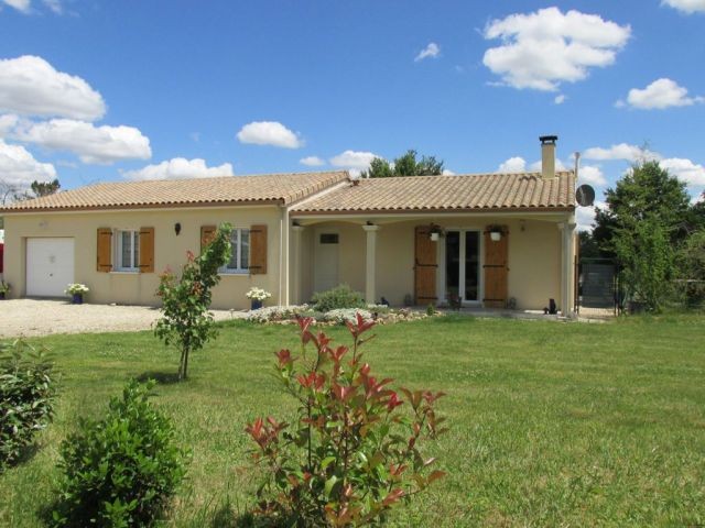 Detached Bungalow With Garage And Large..
