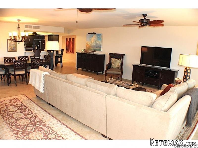 3 bedroom Condominium For Sale:.. - 2