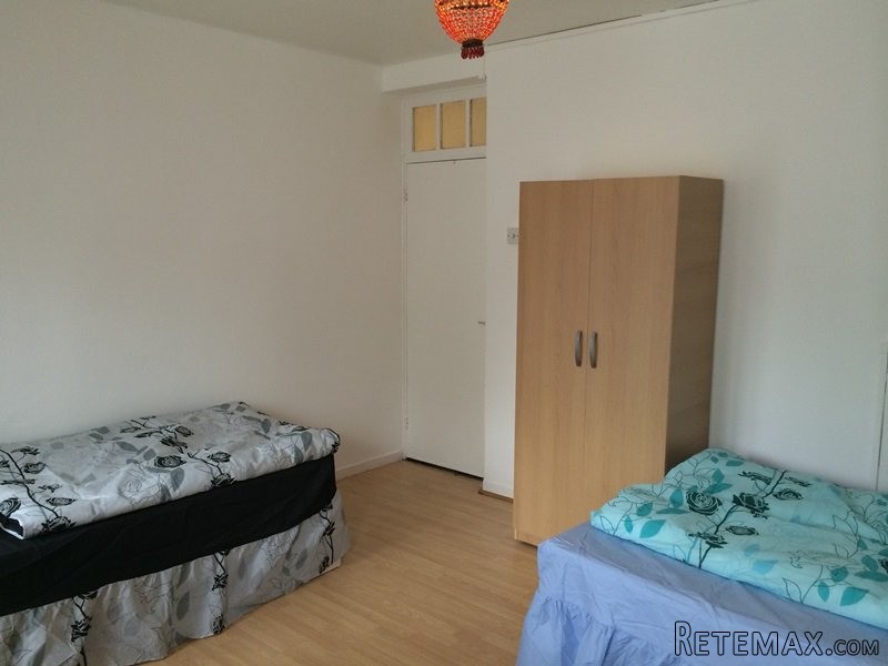 Double room, Zone 2, Limehouse (share..