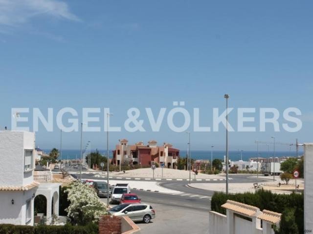 House with beautiful view over both sea.. - 2