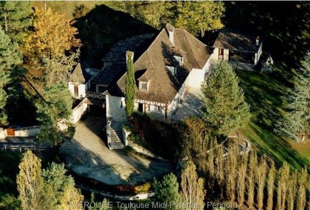 6 bedroom Character For Sale: 24000..