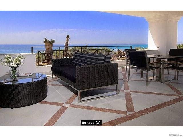Apartment for sale in Estepona, Malaga..