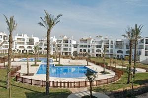 2 bedroom Apartment For Sale: 1st..