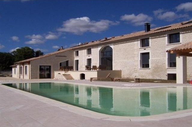 4 bedroom Villa For Sale: 79260 NIORT