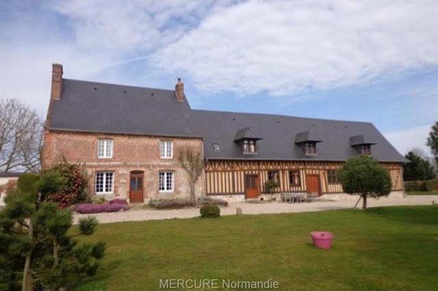 4 bedroom Character For Sale: 76730..