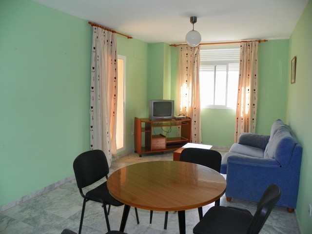 3 Bed Apartment for sale in Torremolinos - 2