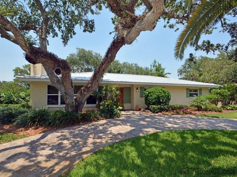 4 bedroom House For Sale: 501..