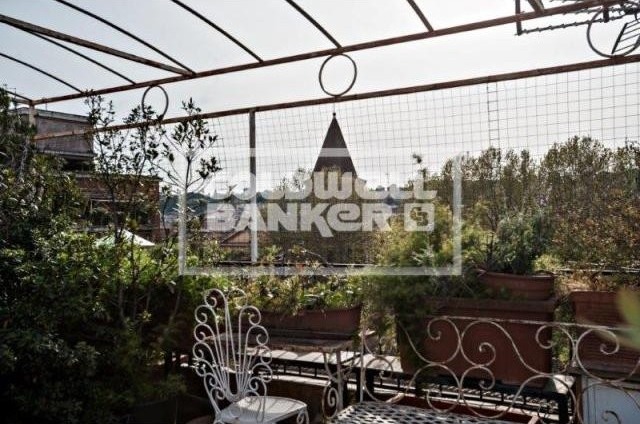 2 Bedrooms - Attic - For Sale