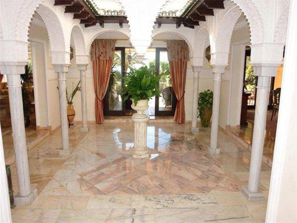 6 bedroom Detached Villa For Sale:.. - 2