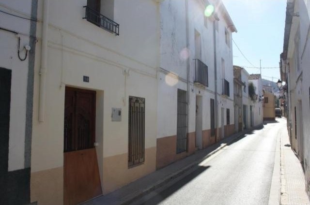 3 Bedrooms - House - Alicante - For Sale
