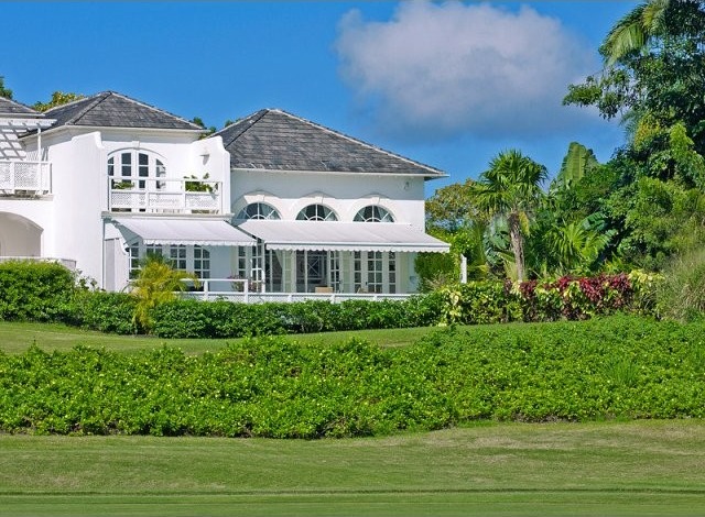 2 bedroom Property For Sale: Royal..