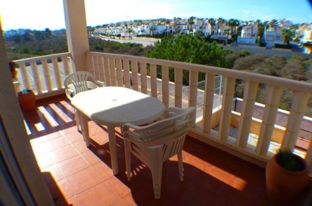 LUXURY 2 BEDROOM FIRST FLOOR APARTMENT..