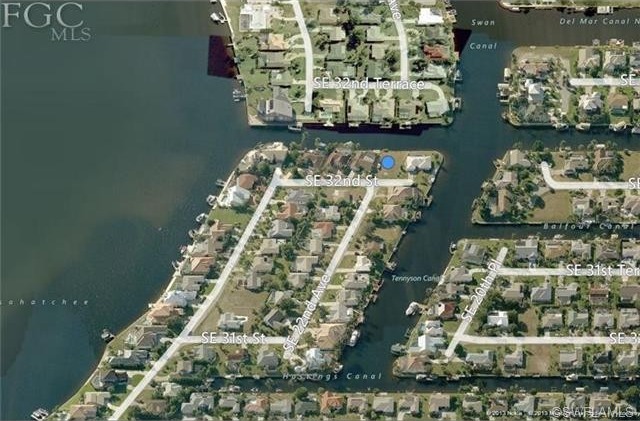 Land For Sale: Cape Coral, Florida - 2