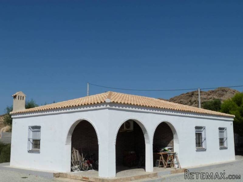 Beautiful 3 Bedroom Country House For.. - 2