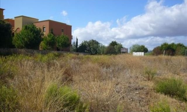Great urban Plot of 1.674 sqm for..