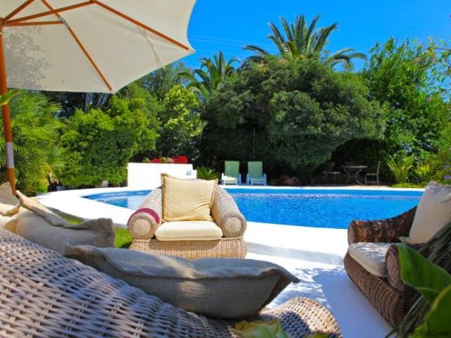 An oasis close to the village of Santa..