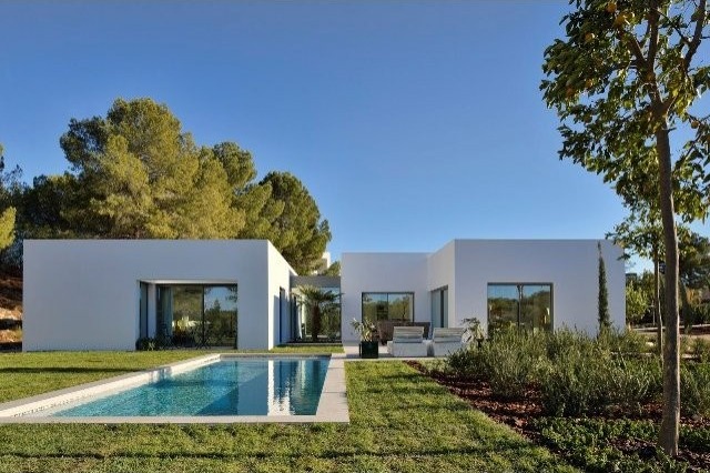 Exclusive villas in Campoamor
