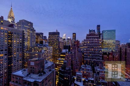 1 bedroom Apartment For Sale: 300 EAST..