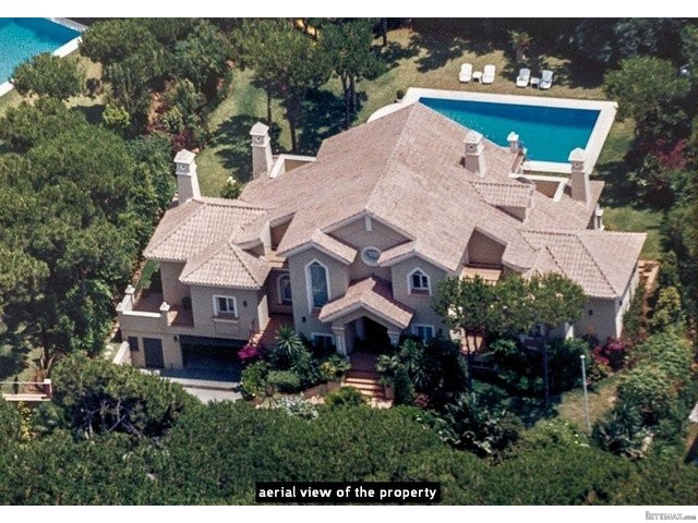Villa for sale in Hacienda las Chapas..