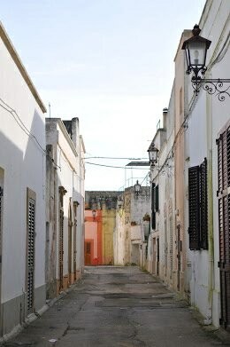 Typical townhouse in the center of a.. - 2