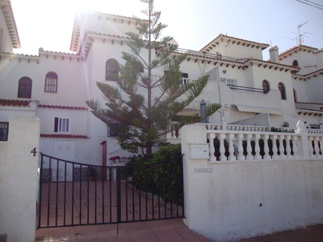2 Bedrooms - Townhouse - Alicante - For..