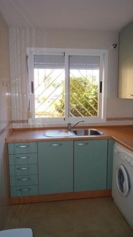 Apartment - REDUCED AGAIN FOR A QUICK.. - 2