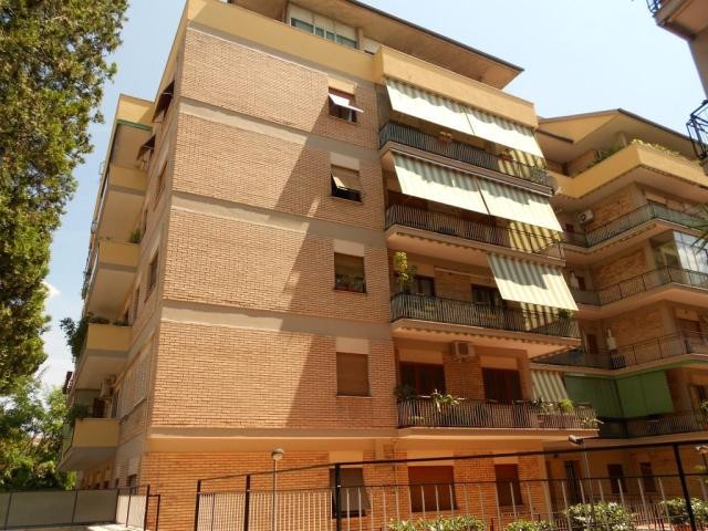 Apartment for sale in Roma (Italy)