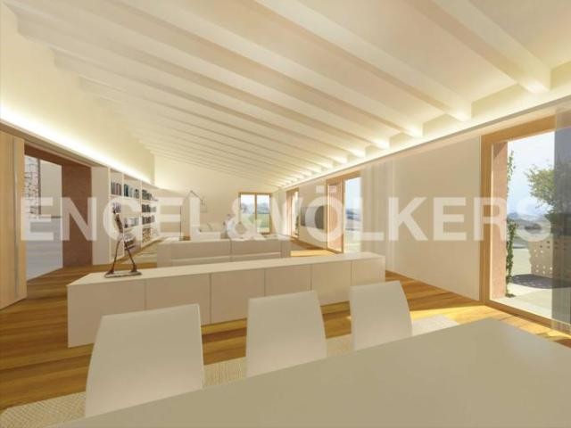 Large plot of land with building project - 2