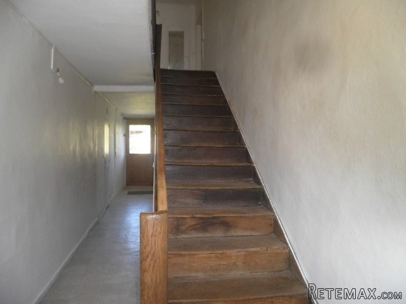 Superb Eight Bedroom Property - 2