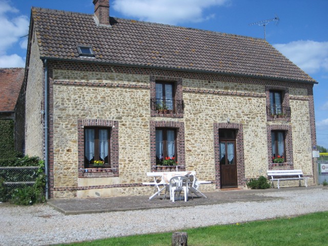 Nice Tidy Village House