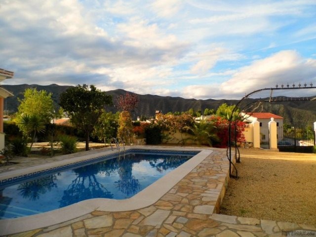 3 Bedroom Villa For Sale In Arboleas.. - 2
